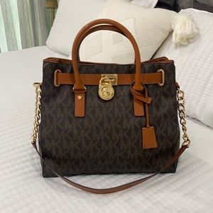 Michael Kors purse
